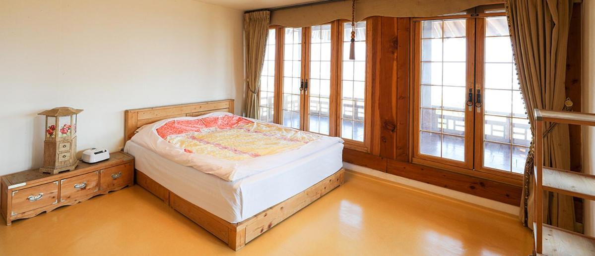 Korea Traditional Hotel O Dong Jae Yeosu Exterior photo